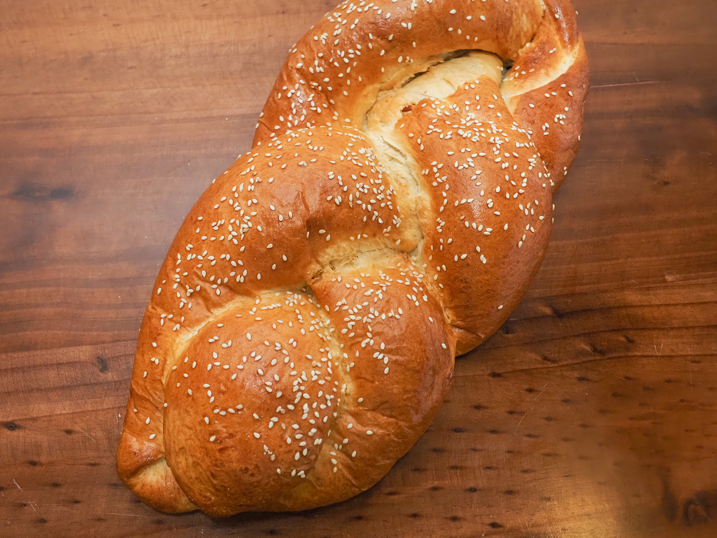 Comprar pan relleno salado en Guatemala, Trenza artesanal con jamón y queso.