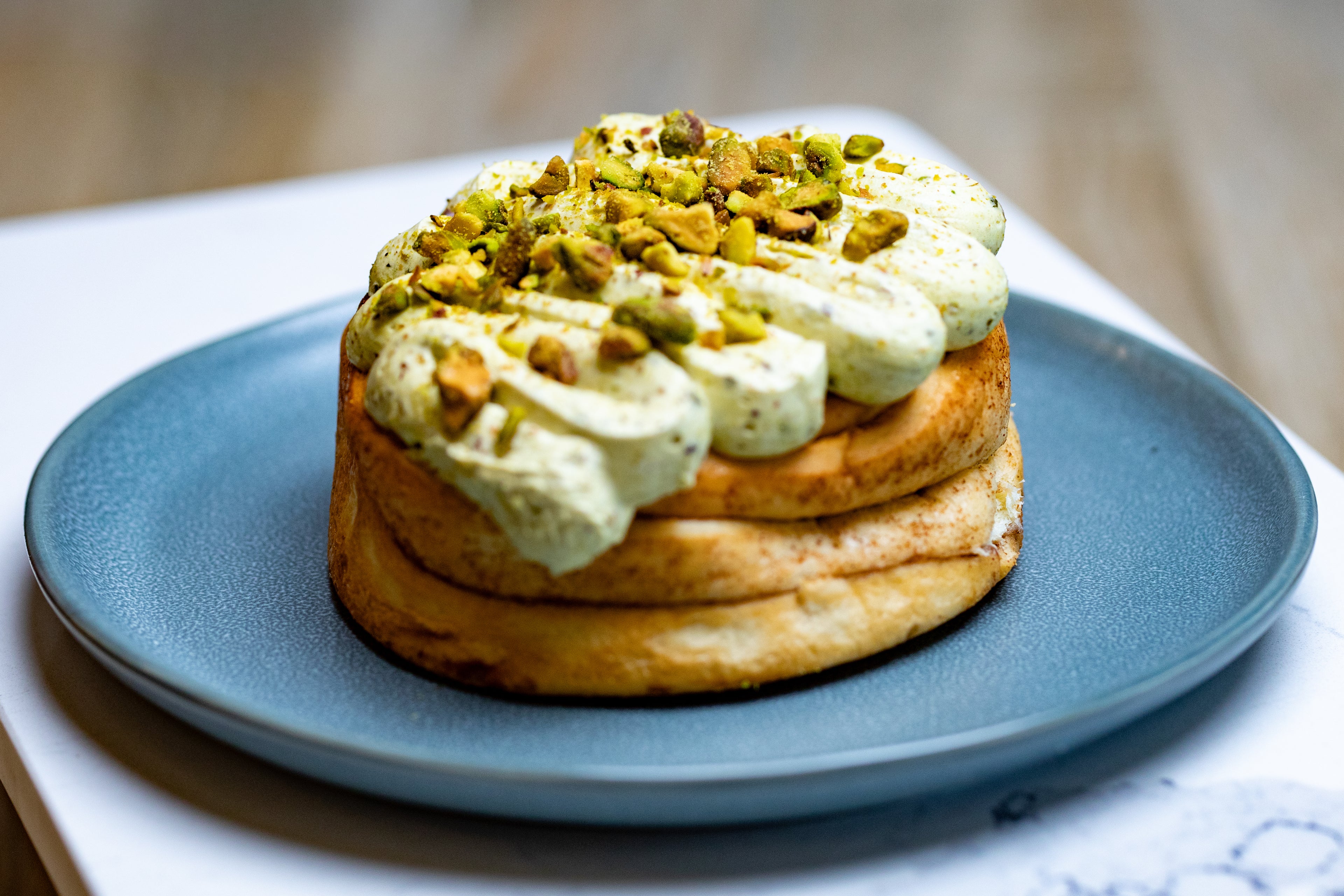 Rolls de Canela con Pistacho