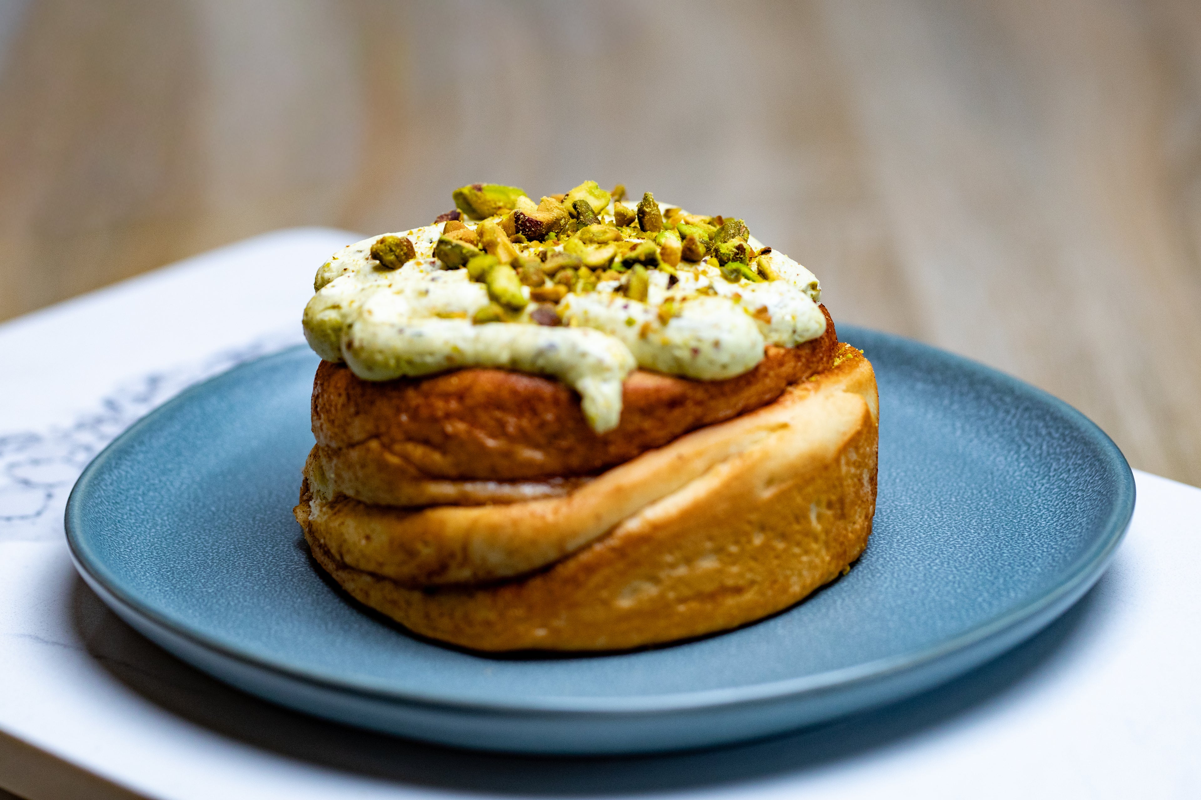 Rolls de Canela con Pistacho